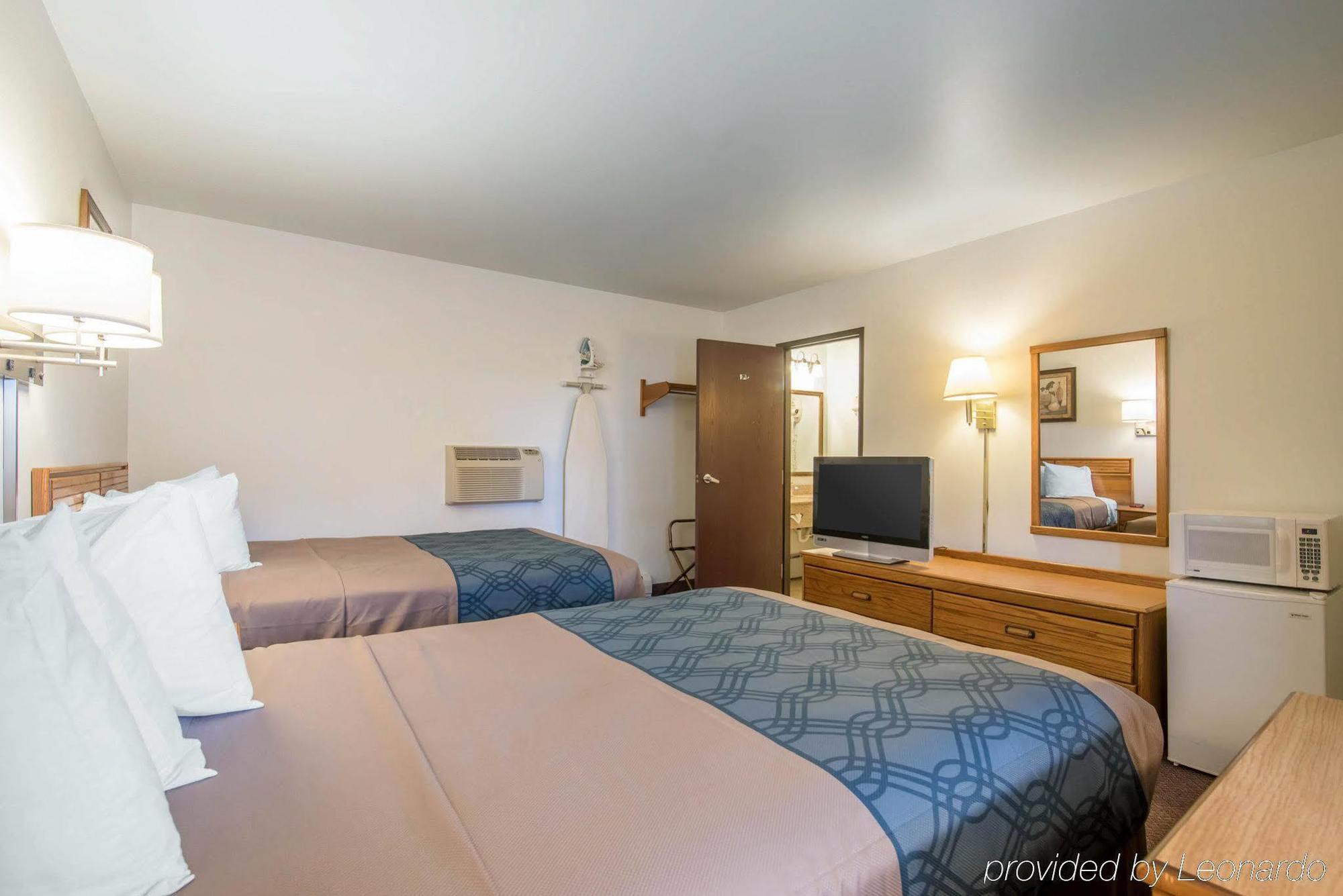Econo Lodge Saint Albans Ngoại thất bức ảnh