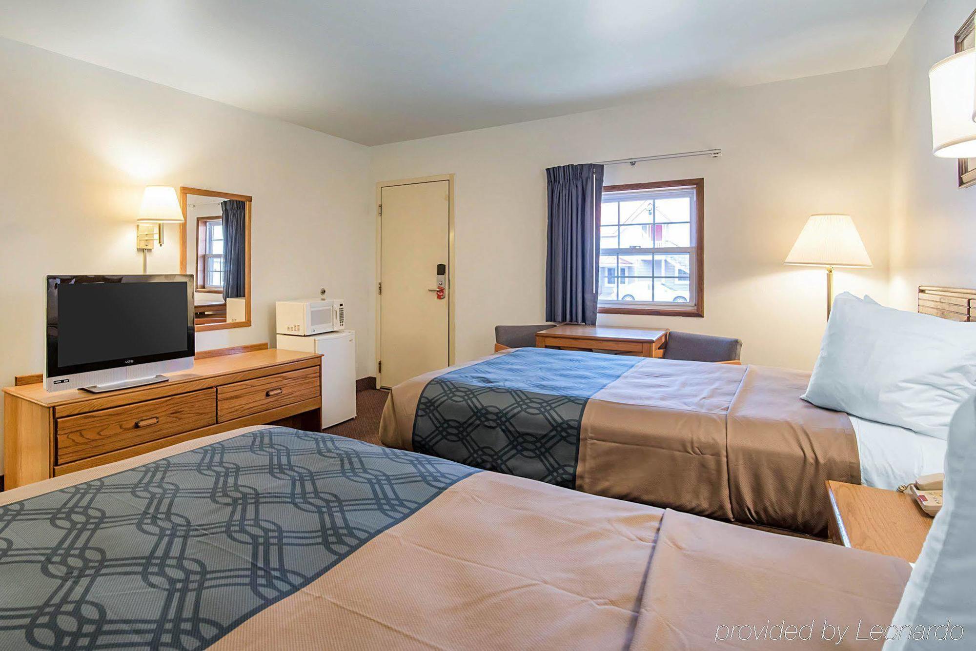 Econo Lodge Saint Albans Ngoại thất bức ảnh