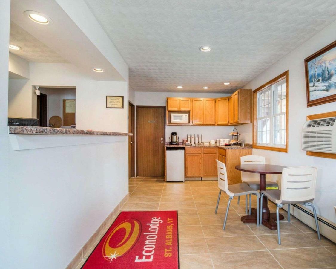 Econo Lodge Saint Albans Ngoại thất bức ảnh