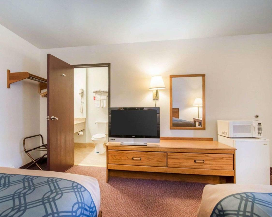 Econo Lodge Saint Albans Ngoại thất bức ảnh