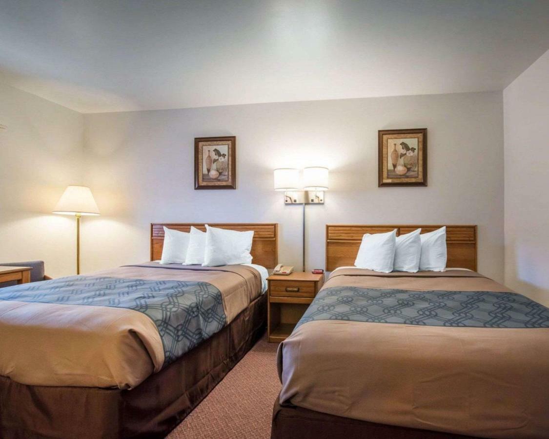 Econo Lodge Saint Albans Ngoại thất bức ảnh