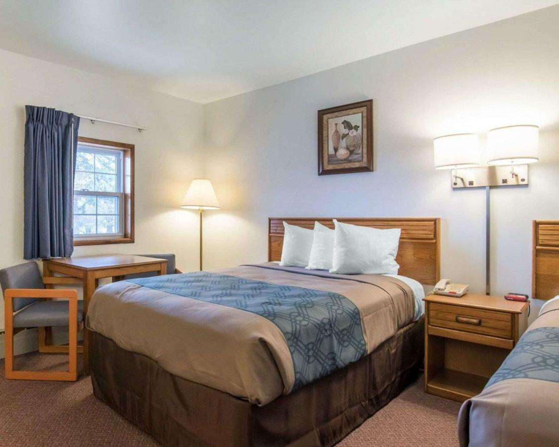 Econo Lodge Saint Albans Ngoại thất bức ảnh